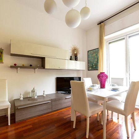 Milano Calvairate Balcony Apt Exterior photo